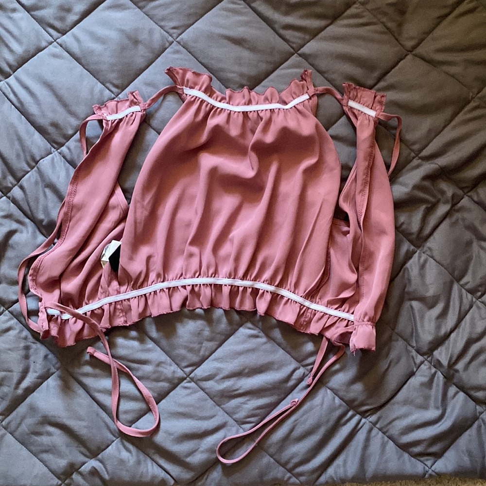 SHEIN Pink backless blouse - Picture 3 of 11